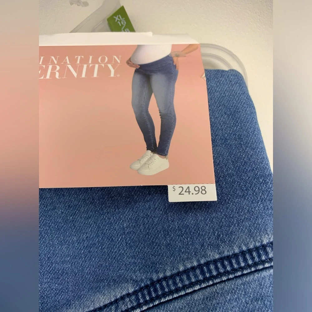 Destination Maternity Jegging Size XL - Picture 3 of 4
